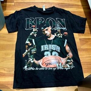Like New LeBron James T-Shirt Sz S